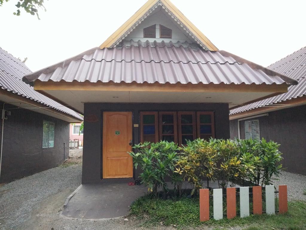 Bansuan Inthanon Resort Chom Thong Exterior foto
